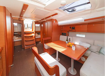 Alquilar velero en Porto Avdira - Dufour 430