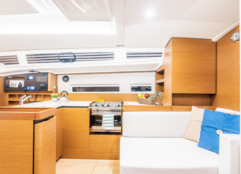 Alquilar velero en Lavrion Marina - Sun Odyssey 410 - 3 cab.