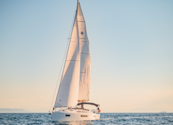 Alquilar velero en Lavrion Marina - Sun Odyssey 410 - 3 cab.