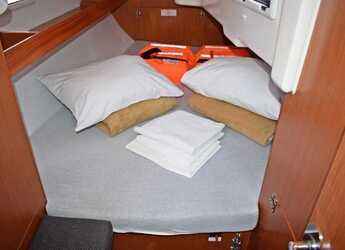 Noleggiare sailboat in Marina Zaton - Bavaria Cruiser 34 - 2 cab.