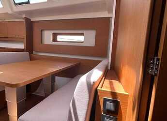 Alquilar velero en Olympic Marine - First 44