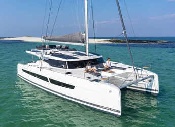 Chartern Sie katamaran in Adhamas - Fountaine Pajot - Aura 51