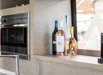 Louer catamaran à moteur à Lefkas Marina - MY4.S