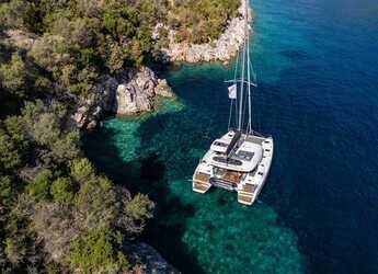Alquilar catamarán en Puerto de Lefkas - Lagoon 42