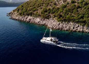 Alquilar catamarán en Puerto de Lefkas - Lagoon 42
