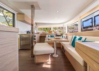 Alquilar catamarán en Puerto de Lefkas - Lagoon 42