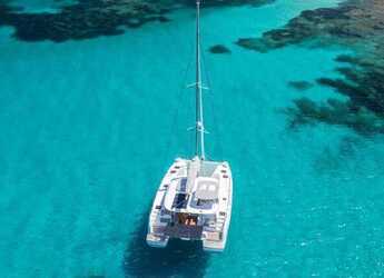 Rent a motorboat in Marina Gouvia - Lagoon 38