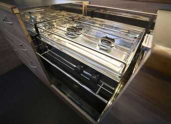 Alquilar velero en Marina d'Arechi - D&D Kufner 50