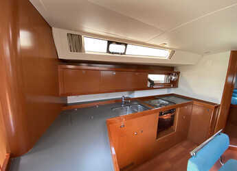 Alquilar velero en Porto Mirabello - Oceanis 45