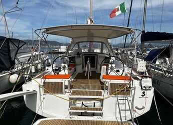 Alquilar velero en Porto Mirabello - Oceanis 38.1