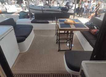 Alquilar catamarán en Marina Kastela - Lagoon 51