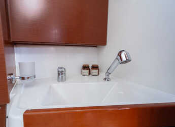 Noleggiare sailboat in Veruda Marina - Oceanis 38.1