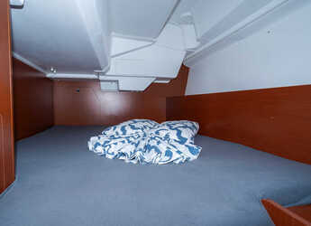 Noleggiare sailboat in Veruda Marina - Oceanis 38.1