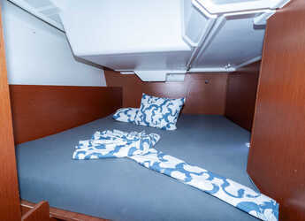 Noleggiare sailboat in Veruda Marina - Oceanis 38.1