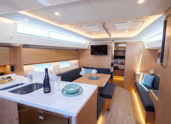 Noleggiare sailboat in Veruda Marina - Bavaria C45 Style