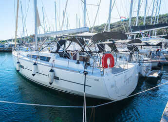 Noleggiare sailboat in Veruda Marina - Dufour 460 Grand Large