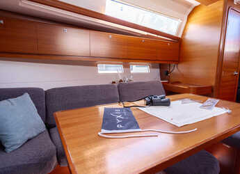 Noleggiare sailboat in Veruda Marina - Dufour 382 Grand Large