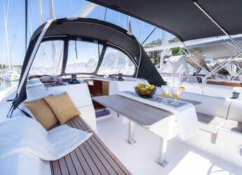 Noleggiare sailboat in Veruda Marina - Dufour 382 Grand Large