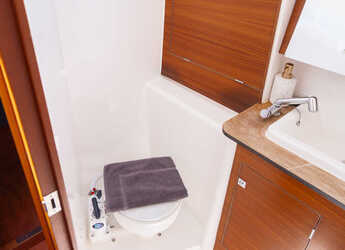 Noleggiare sailboat in Veruda Marina - Dufour 382 Grand Large