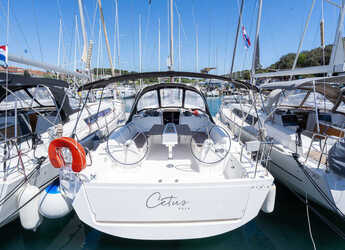 Noleggiare sailboat in Veruda Marina - Dufour 382 Grand Large