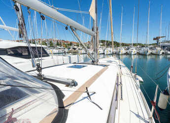 Noleggiare sailboat in Veruda Marina - Dufour 412 Grand Large