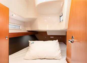 Chartern Sie segelboot in Punat - Bavaria Cruiser 37