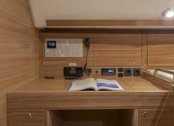 Alquilar velero en Marina Baotić - Elan Impression 45.1