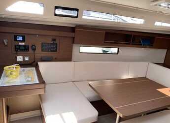 Alquilar velero en SCT Marina Trogir - Oceanis 40.1 - 3 cab.