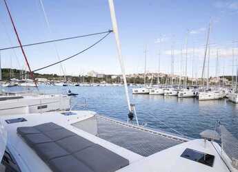 Alquilar catamarán en ACI Pomer - Fountaine Pajot Astrea 42