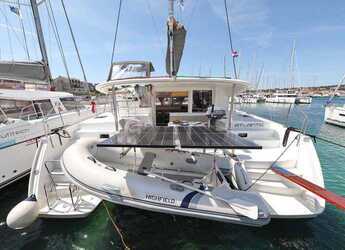 Alquilar catamarán en ACI Pomer - Lagoon 400 - 4 + 2 cab.