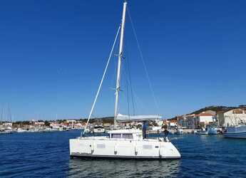 Alquilar catamarán en ACI Pomer - Lagoon 400 - 4 + 2 cab.