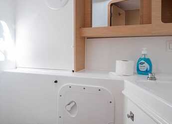 Alquilar catamarán en ACI Pomer - Lagoon 42 - 4 + 1 cab.