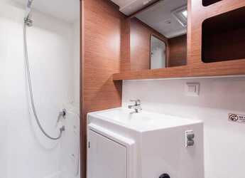 Alquilar catamarán en ACI Pomer - Lagoon 42 - 4 + 2 cab.