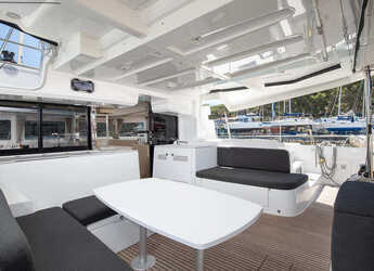 Alquilar catamarán en ACI Pomer - Lagoon 46 - 4 + 2 cab.