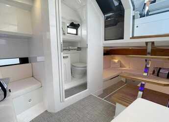 Louer bateau à moteur à Marina Baotić - De Antonio D36