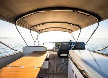 Louer yacht à Marina Baotić - Bavaria R55