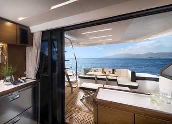 Louer yacht à Marina Baotić - Bavaria R55