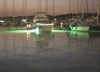 Alquilar lancha en Marina Mandalina - Bavaria Virtess 420 Fly