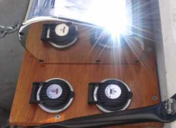 Chartern Sie segelboot in Marina Gouvia - Bavaria 32 Holiday