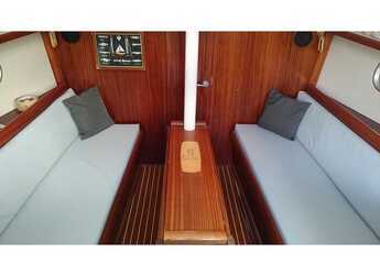 Chartern Sie segelboot in Marina Gouvia - Bavaria 32 Holiday