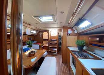 Chartern Sie segelboot in Nikiana Marina - Dufour 385 Grand Large