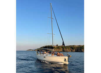 Rent a sailboat in Sami - Dufour 385 Grand Large