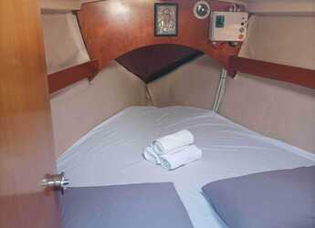 Chartern Sie segelboot in Nikiana Marina - Oceanis 37