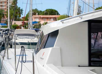 Alquilar catamarán en Marina di Portorosa - Astréa 42