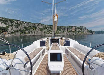 Chartern Sie segelboot in Marina Gouvia - Dufour 412 Grand large[G]