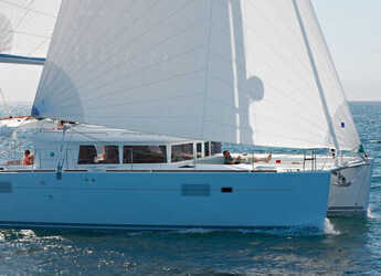 Rent a catamaran in Vlychada Marina - Lagoon 450  Flybridge