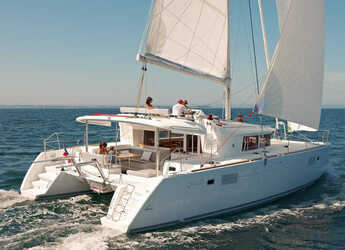 Rent a catamaran in Vlychada Marina - Lagoon 450  Flybridge