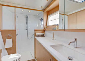 Rent a catamaran in Vlychada Marina - Lagoon 450  Flybridge