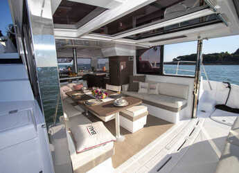 Alquilar catamarán en Olympic Marine - Bali Catspace