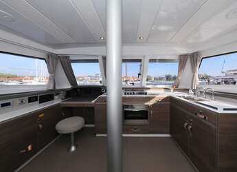 Alquilar catamarán en SCT Marina Trogir - Bali Catspace